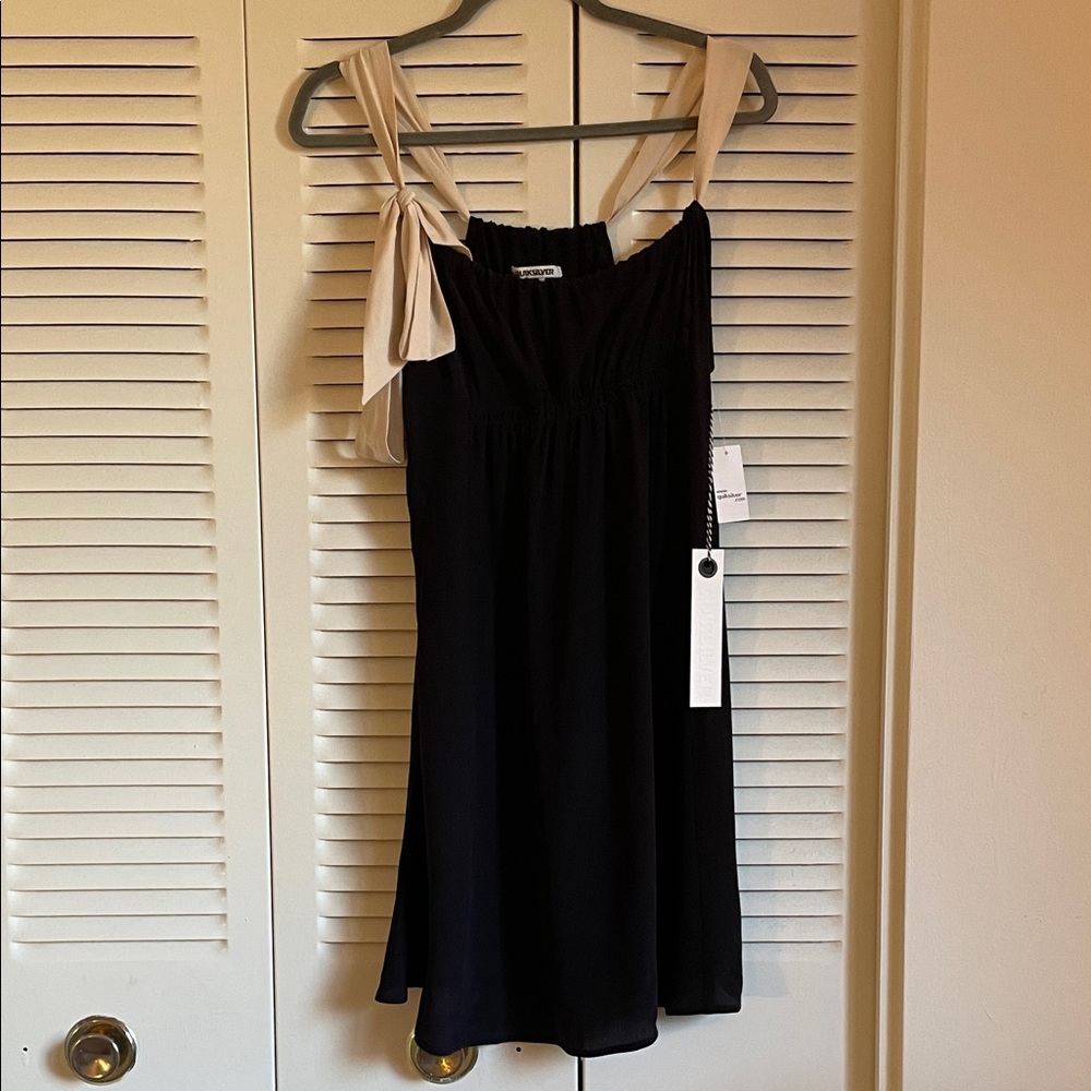Quiksilver Black and Cream 100% Silk Size XS Dress